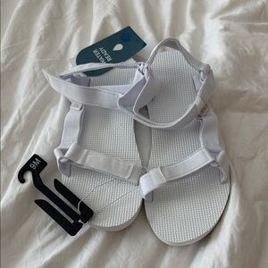 JBU Light Gray Women's Sandals